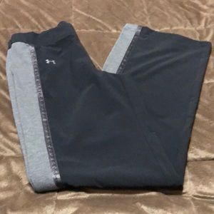 Women’s Under Armour loose pants Sz S